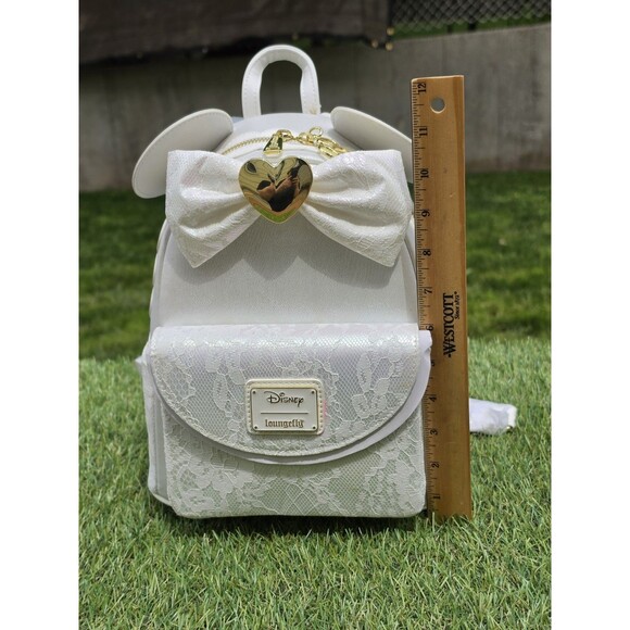 DisneyMinnie Mouse Iridescent Lace Wedding Mini Backpack NWT With Flaw main image 9